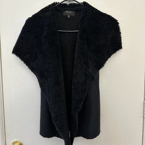 Romeo & Juliet couture - Black faux fur vest XS